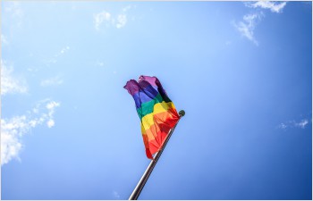 Violences et discriminations à l’égard de la communauté LGBTIQ: la Police édite une brochure