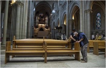 Inauguration du nouveau mobilier de la cathédrale