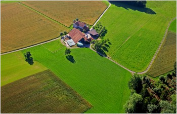 Créer des logements agricoles hors zone à bâtir sera plus facile