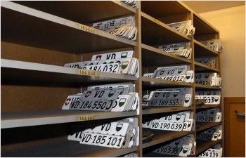 Les plaques d’immatriculation vaudoises produites par des personnes détenues