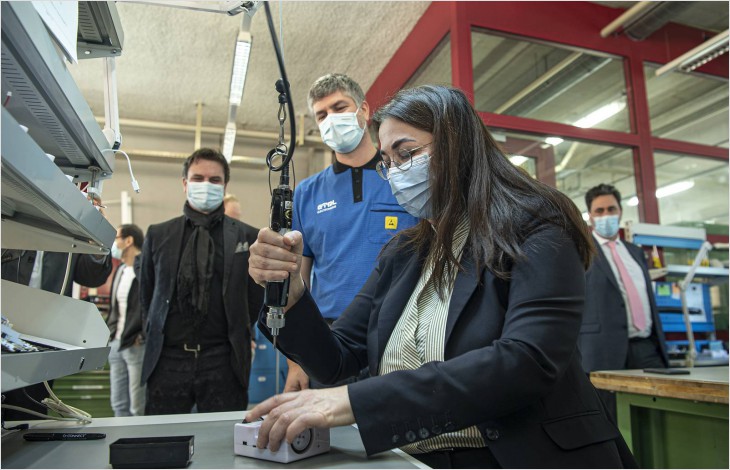 Les robots éducatifs des élèves vaudois assemblés par des apprenties et des apprentis du canton