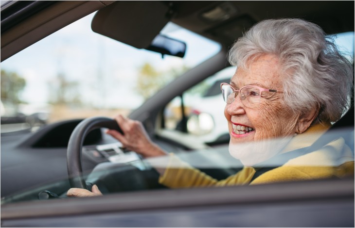 Ces ateliers de conduite gratuits permettent aux seniors de gagner en confiance comme en sécurité sur la route.