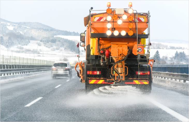 Entretien hivernal sur les routes et les autoroutes du canton